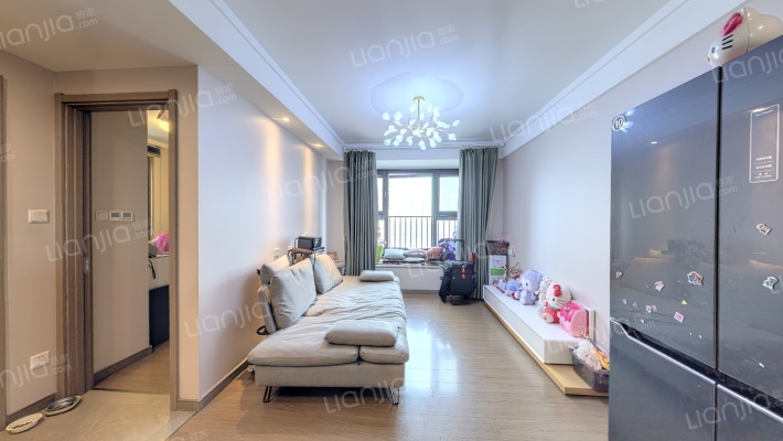 龙湖水晶郦城二手房实景图