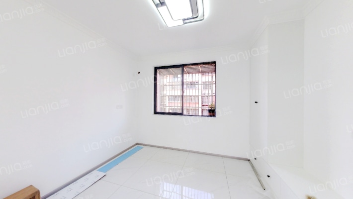 伏龙新村二手房实景图