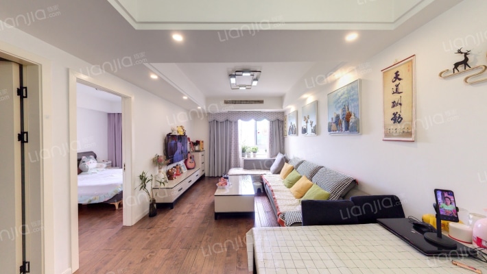 新隆新里程二手房实景图