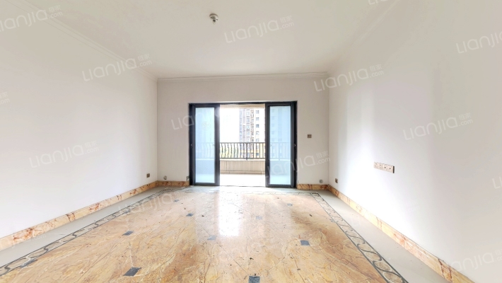 碧桂园天誉二手房实景图