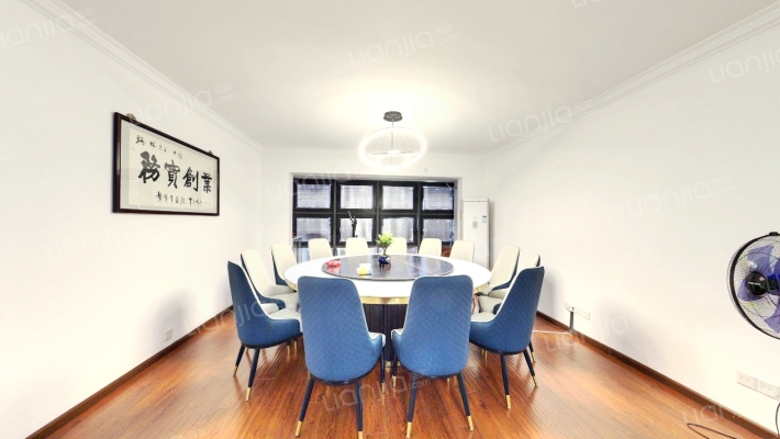 京隆名爵府二手房实景图