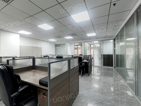 整租·中隆国际大厦 3室1厅 南/北