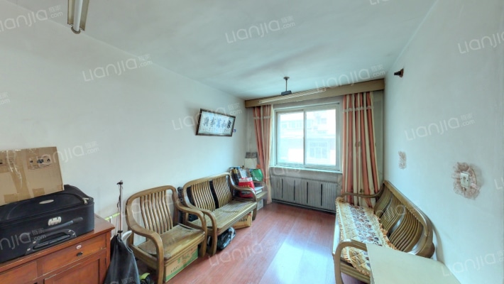 亲公里小区二手房实景图