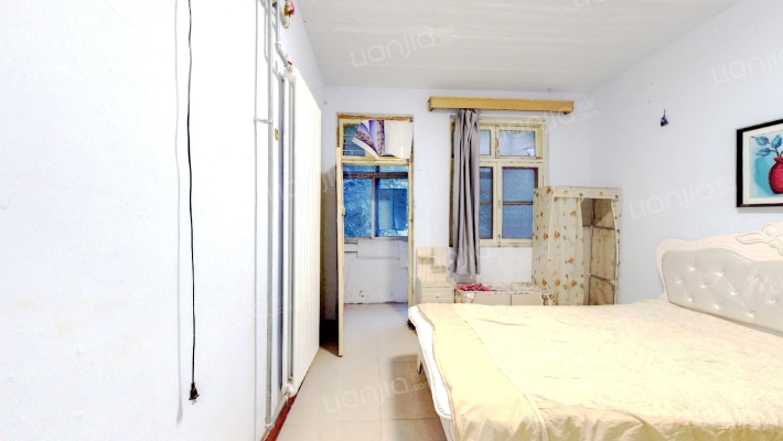 伏牛路124号二手房实景图