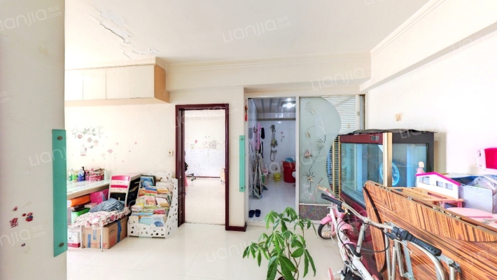 冠虹家园二手房实景图