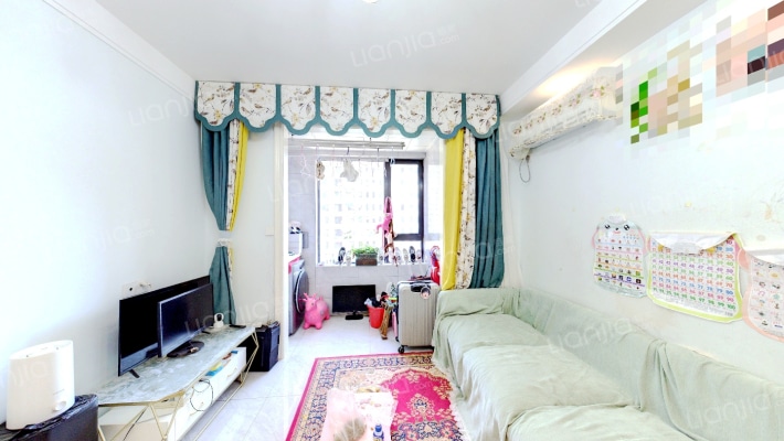 天山国宾壹号二手房实景图