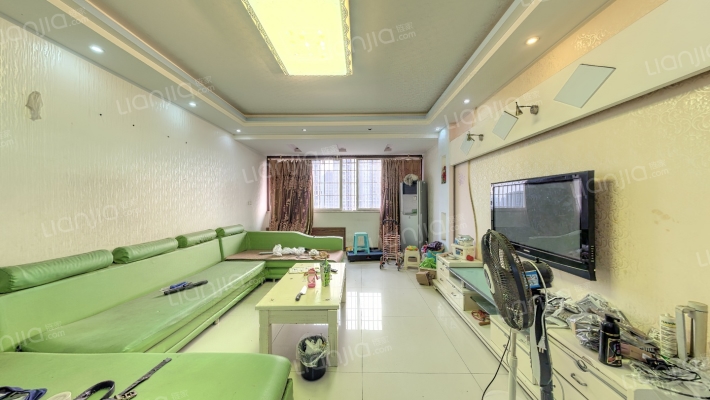 荣鼎新苑二手房实景图