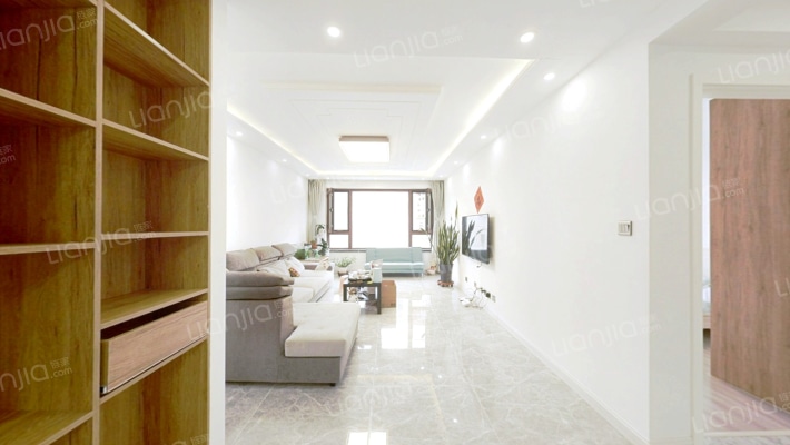 维士法兰香颂二手房实景图