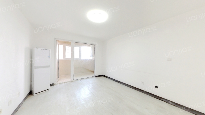 万科悦峯二手房实景图