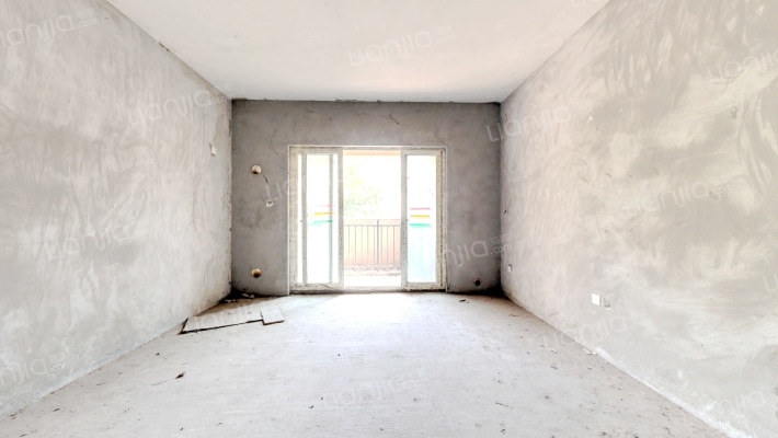 典雅依山郡二手房实景图