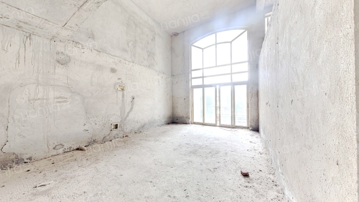 金山湖花园一区二手房实景图