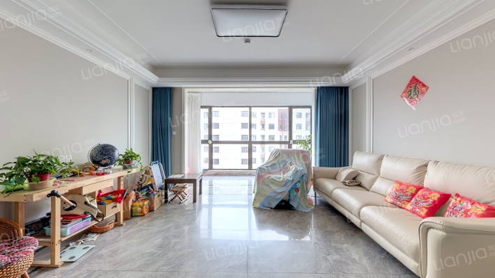 新城红岛湾朗隽二手房实景图