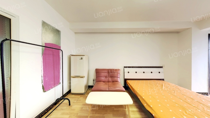 通湖公寓二手房实景图