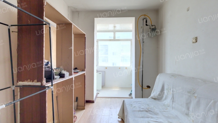 经适房小区二手房实景图