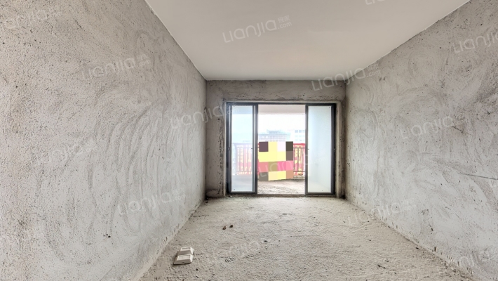 嘉美苑二手房实景图