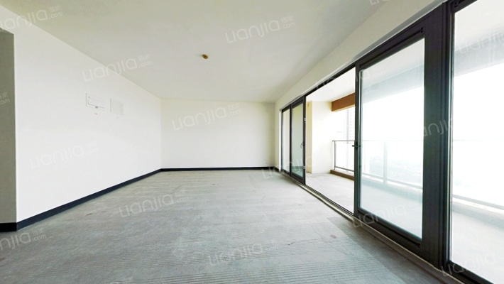 龙湖两江新宸森屿二手房实景图