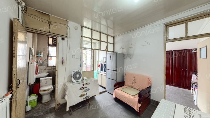 化肥四区二手房实景图