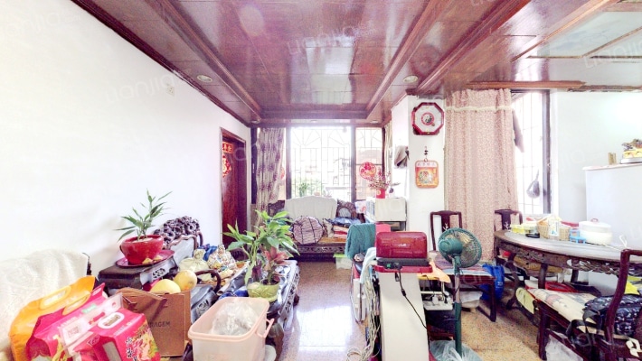 基立新村二手房实景图