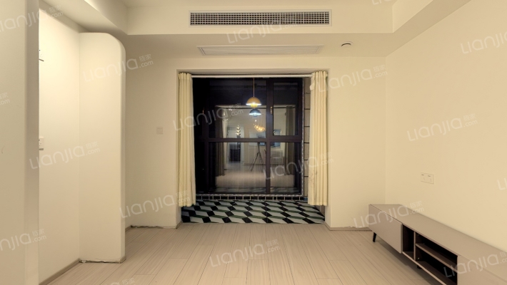 万科金域澜湾二手房实景图