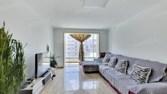 康泰乐园南区二手房实景图