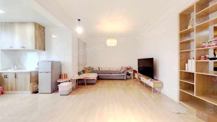 东海闲湖城印象加州二手房实景图