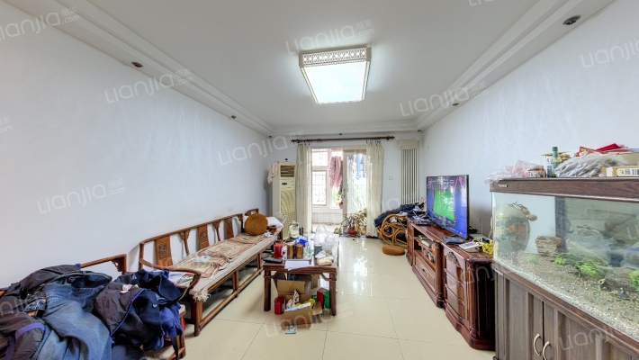 聚龙公寓二手房实景图