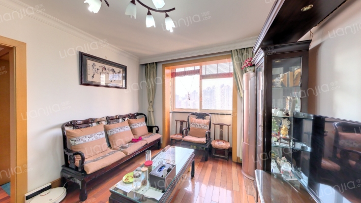 静安兴海城二手房实景图