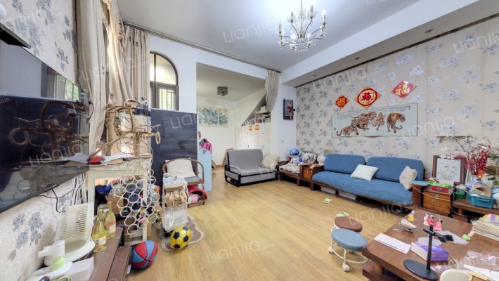 万科城一期二手房实景图