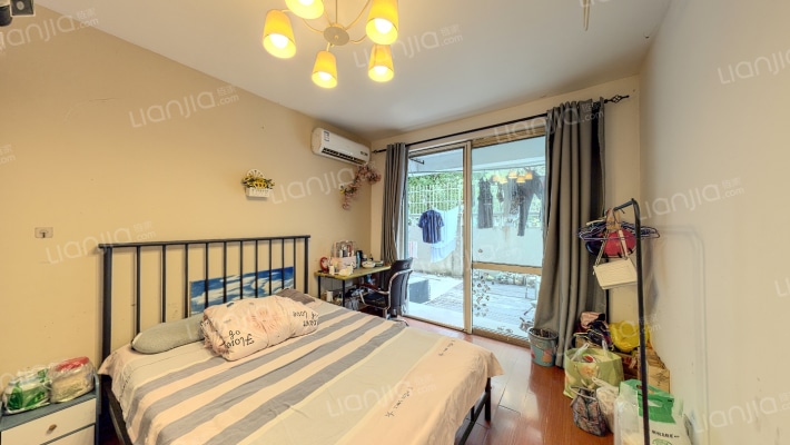 新金山花园二手房实景图