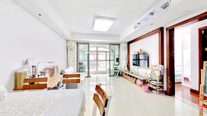 米兰诺贵都二手房实景图