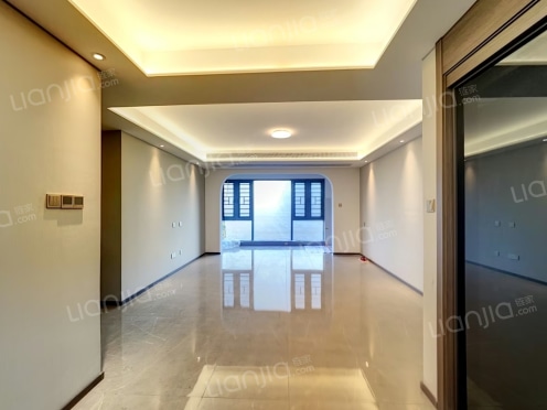 整租·龙湖春江天曜二期 4室2厅 南