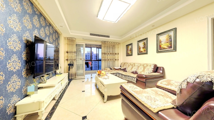 金成三村二手房实景图