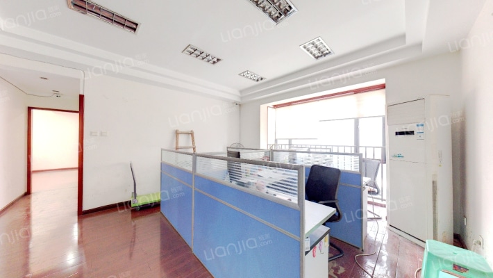 西锦国际一期二手房实景图