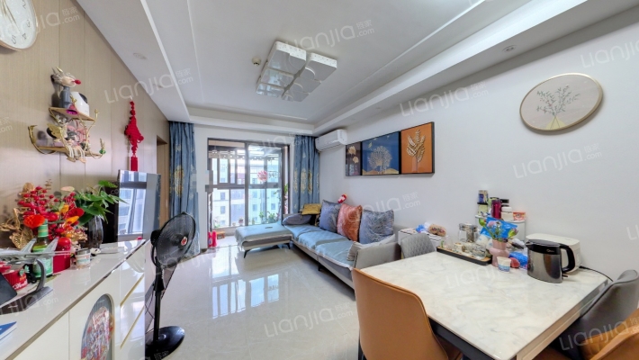 中海世茂府二手房实景图