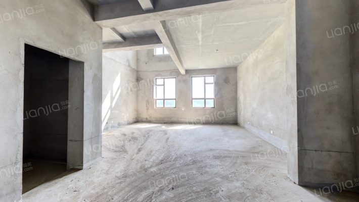 源山墅二手房实景图