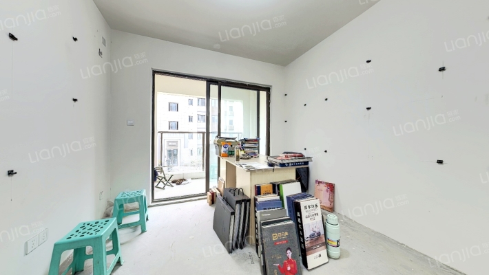 彤云嘉卉花园南区二手房实景图