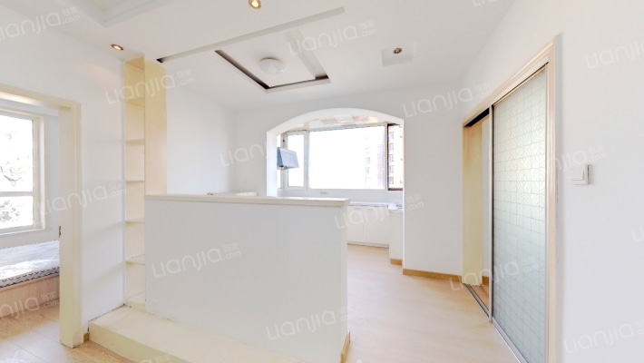 绿洲半岛北岸二手房实景图