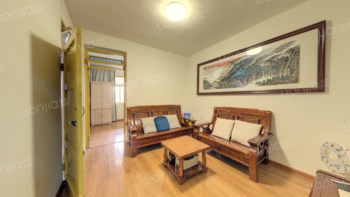 镋钯街74号院二手房实景图