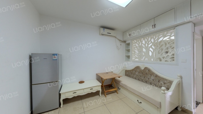 万博汇名邸二期二手房实景图