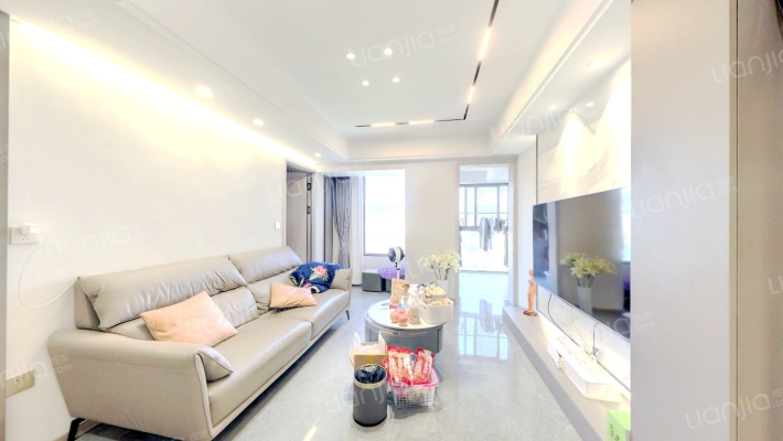 三特凤鸣朝阳二手房实景图