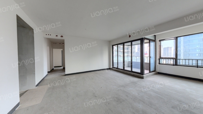 龙湖景粼玖序二组团二手房实景图