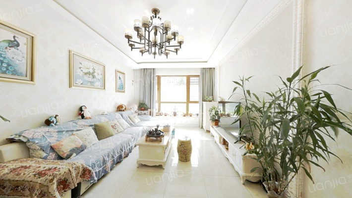 汇锦香槟湾二手房实景图