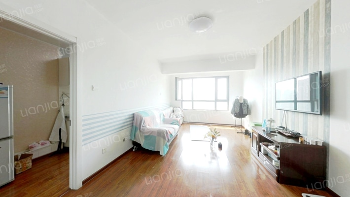 银泰城一期二手房实景图