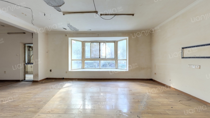 香杉花园二手房实景图