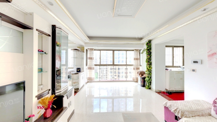 贵安新天地贵泉苑二手房实景图