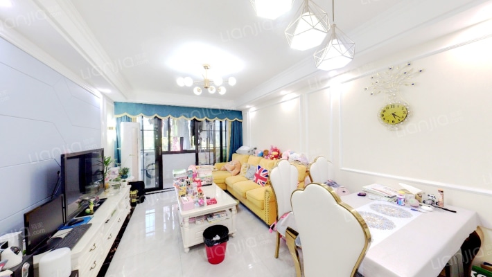 恒中小区二手房实景图