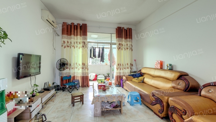 东泰花园嘉华苑二手房实景图