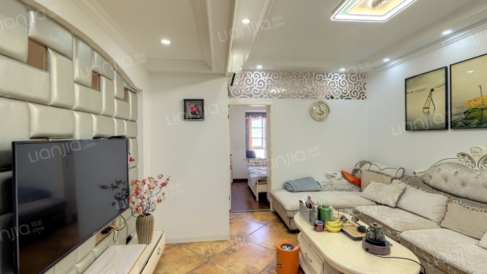 中航翡翠城二期二手房实景图