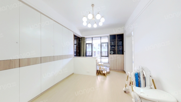 安徽国际商务中心二手房实景图