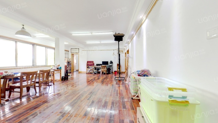 美术美院二手房实景图